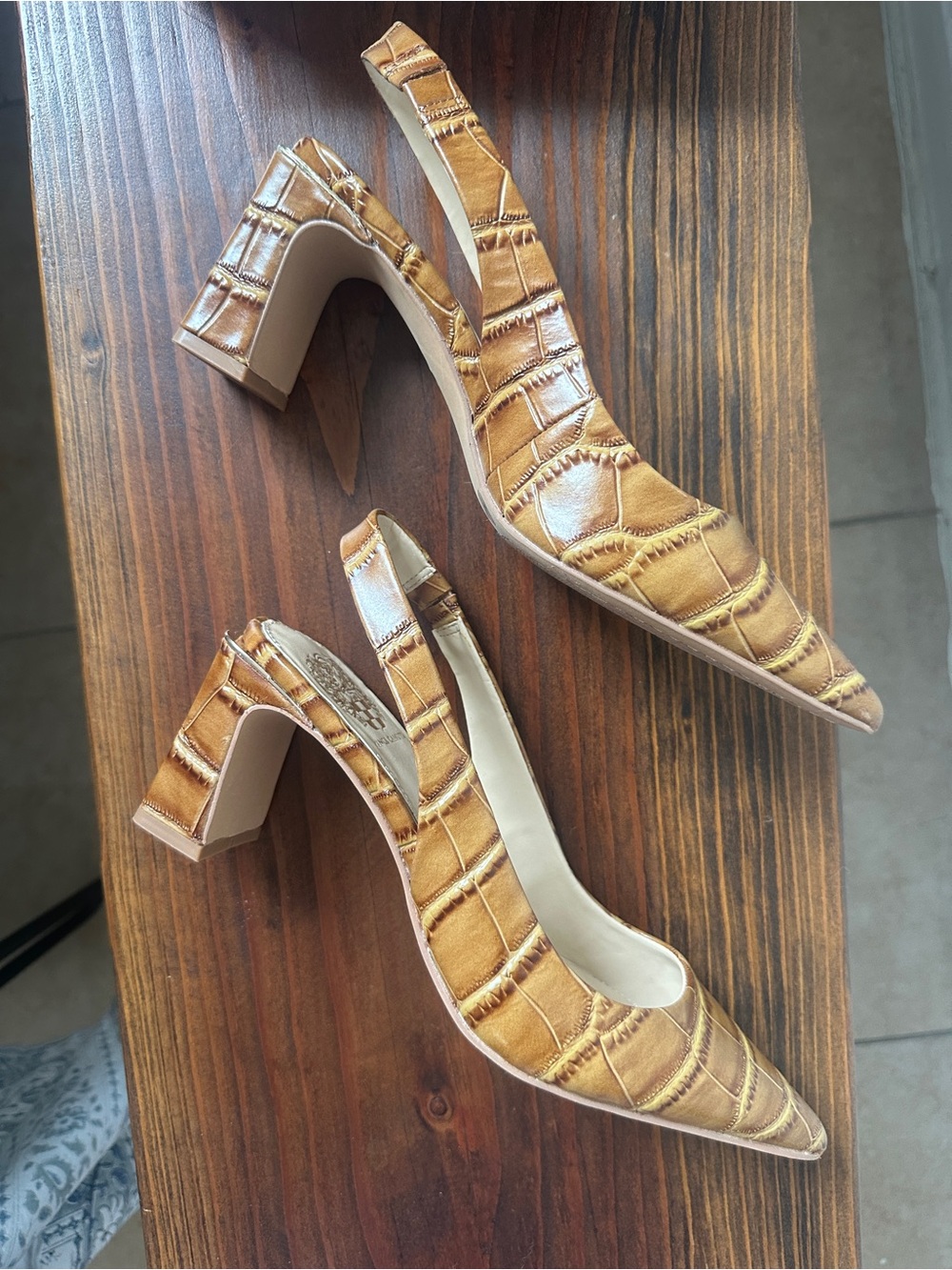Brand New Caramel Croc-Embossed Slingback Block Heel Pumps - Picture 2 of 5